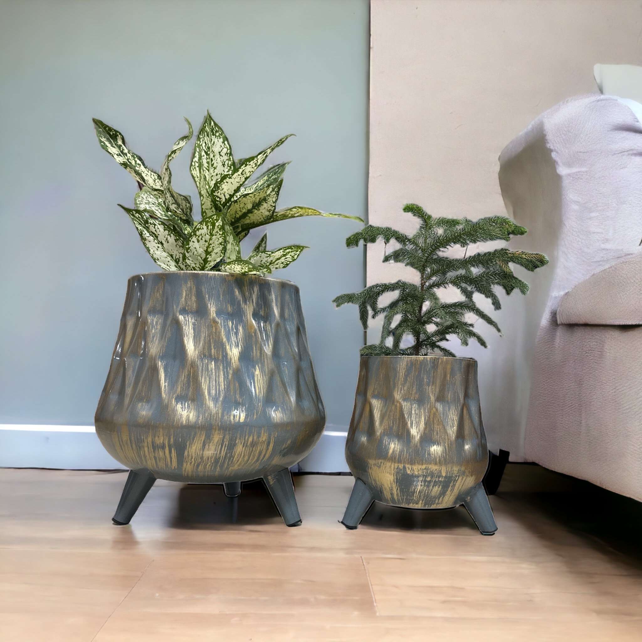 Metal Grey Gold Pair